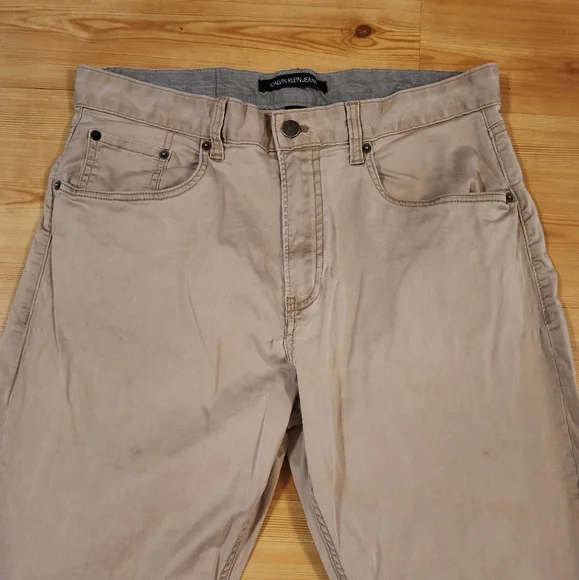 Calvin Klein Men's Tan Jeans - Picture 8 of 9